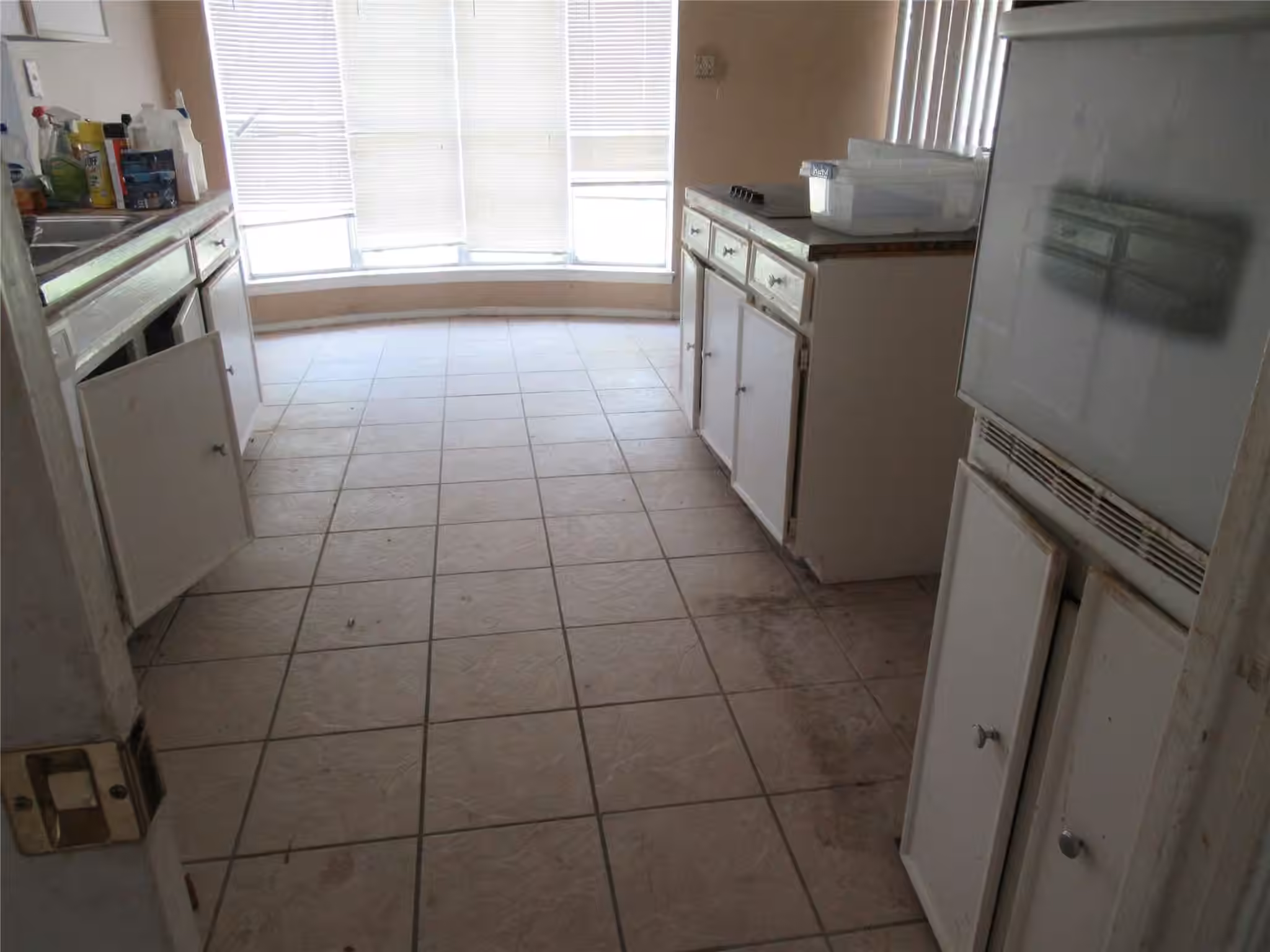 Photo 7 of 4122 Belgrade Drive, Houston, TX