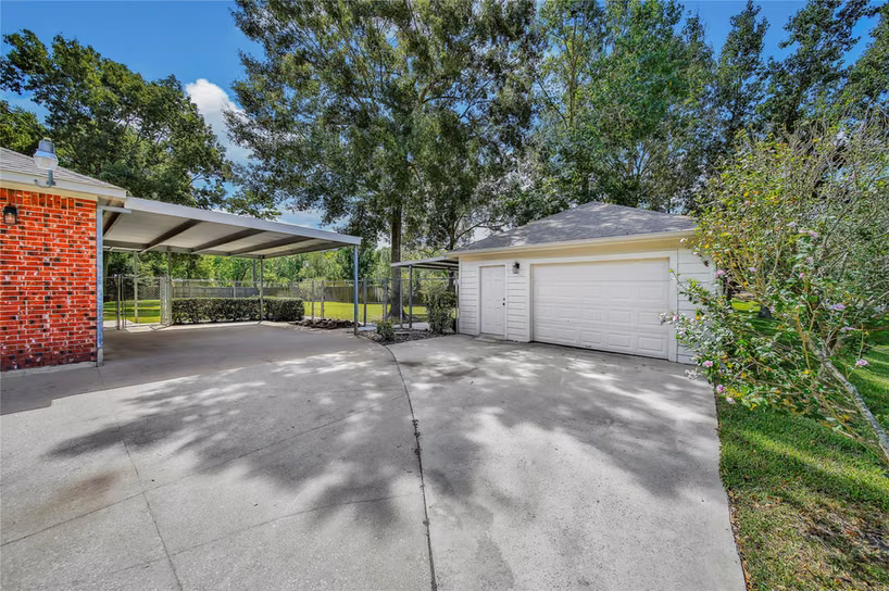 Photo 6 of 1125 W Stroker Road 1125, Crosby, TX