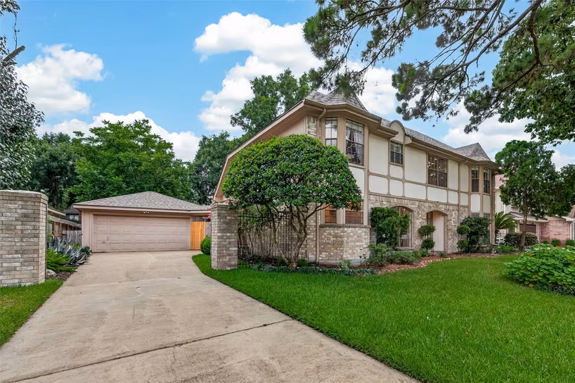 Photo 2 of 16405 Smith Street, Jersey Village, TX