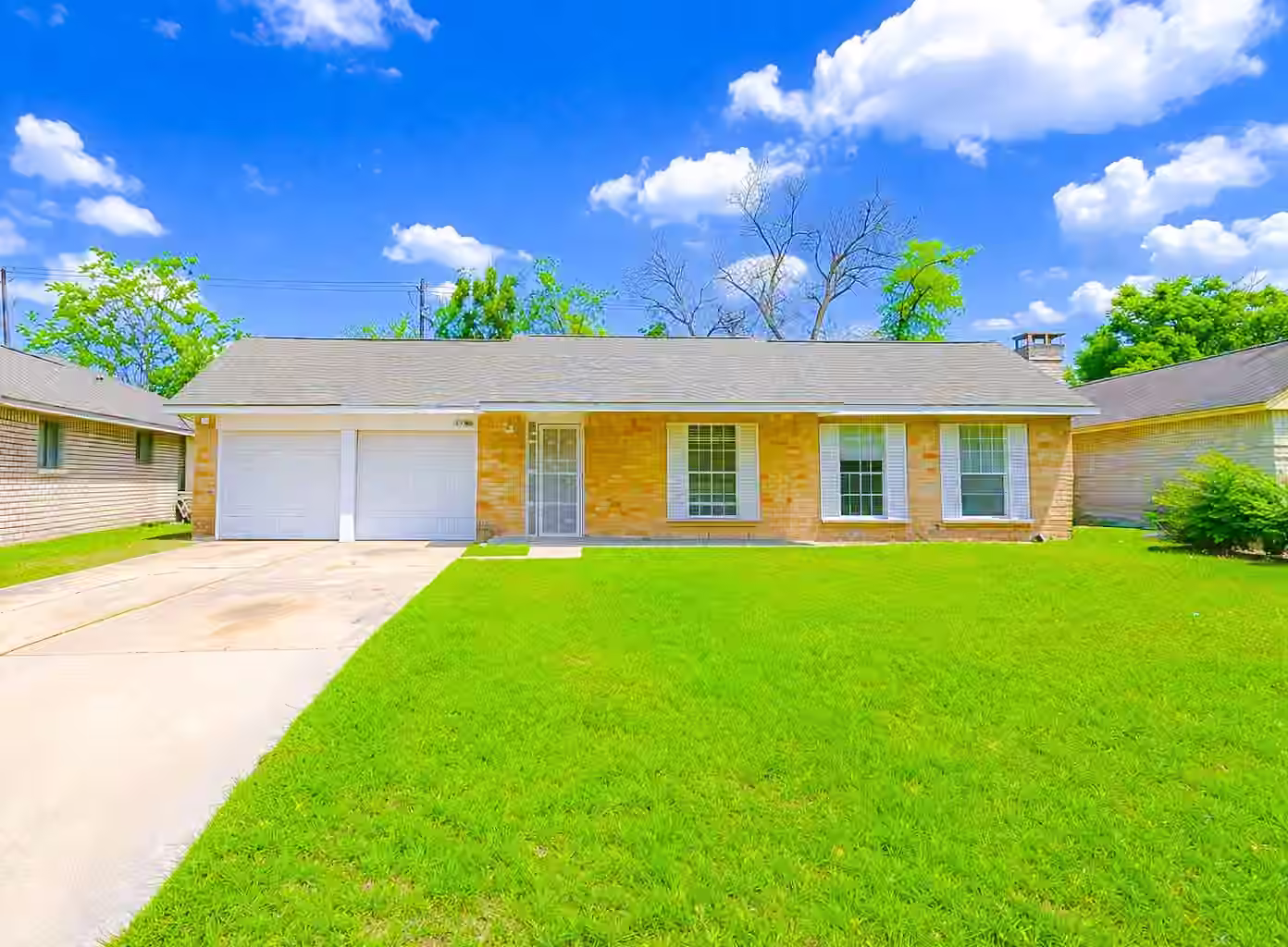 Photo of 10930 W Bellfort Avenue, Houston, TX 77099