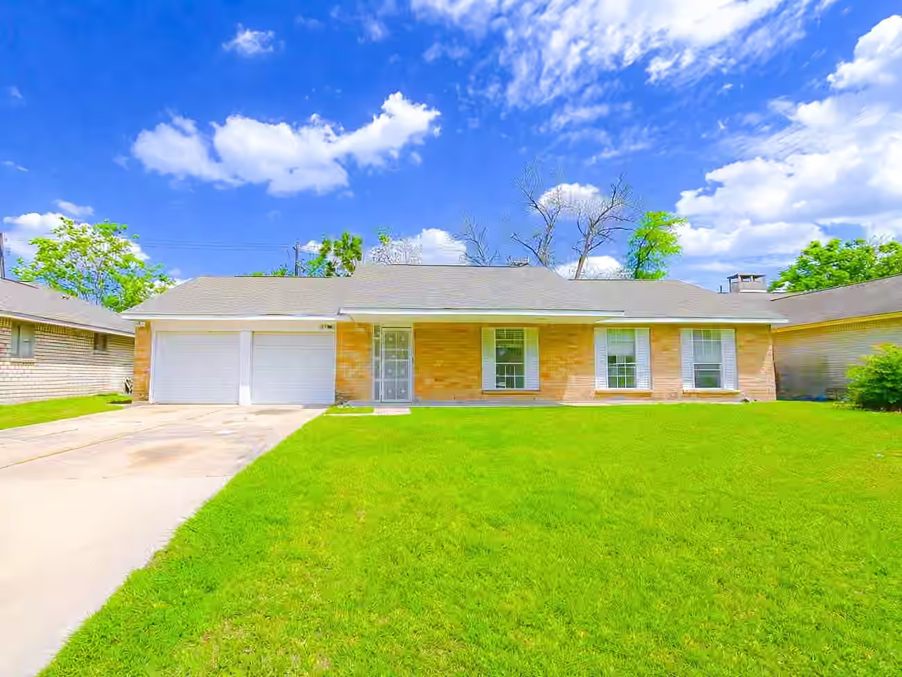 Photo 4 of 10930 W Bellfort Avenue, Houston, TX