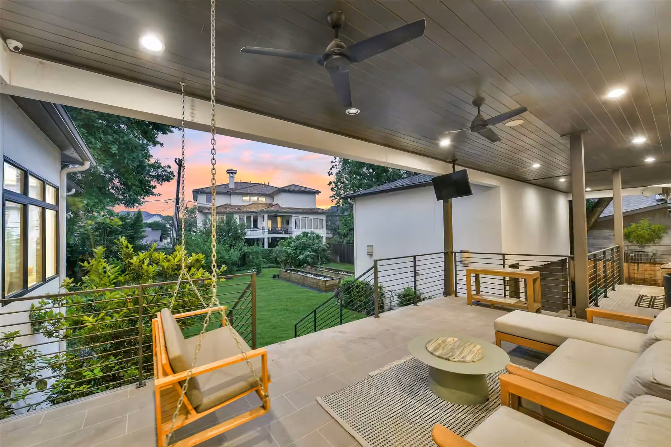 Photo 5 of 5015 S Braeswood Boulevard, Houston, TX