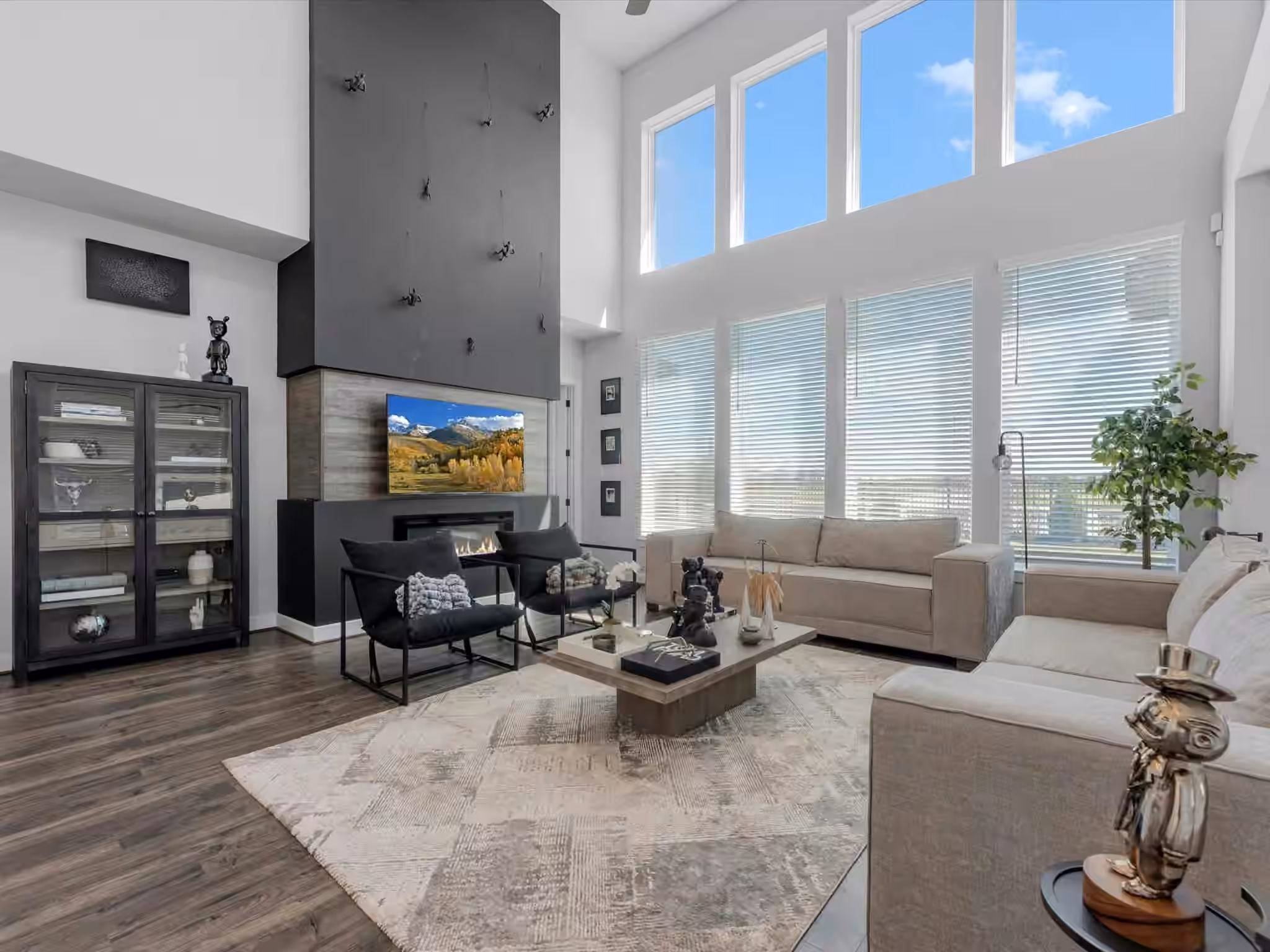 Photo 4 of 7506 Wildrye Meadow Lane, Katy, TX