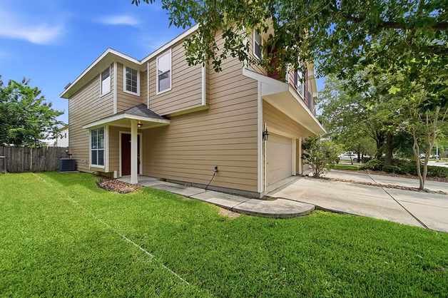 Photo 4 of 8915 Elm Drake Lane, Humble, TX
