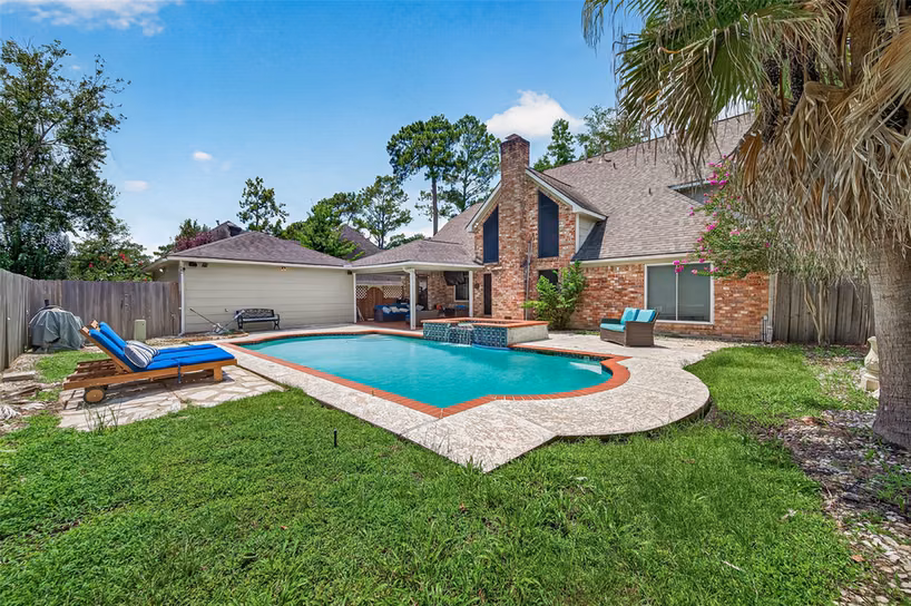 Photo 2 of 5919 Spring Creek Oaks Drive, Spring, TX