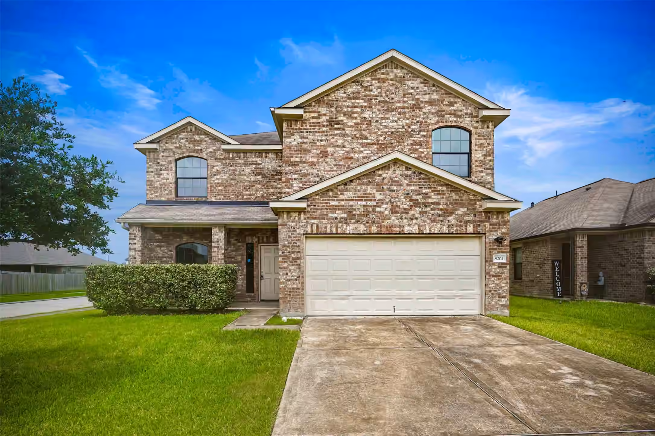 Photo 2 of 9203 Sasson Boulevard, Houston, TX