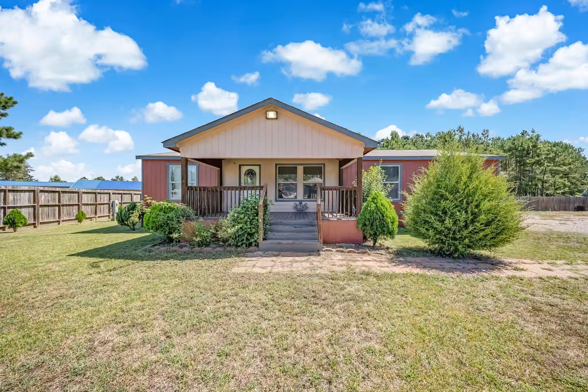 Photo of 16357 Summit Oaks, Conroe, TX 77303