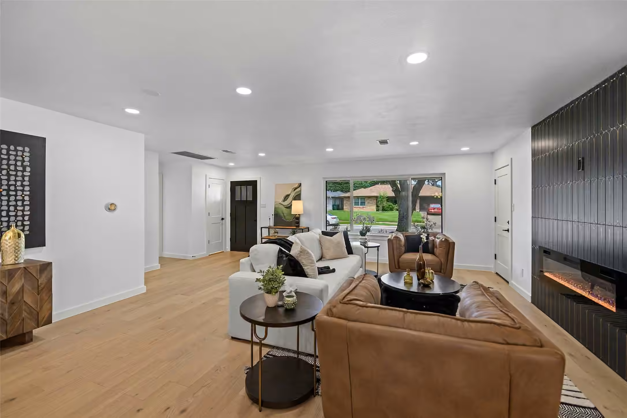 Photo 6 of 1818 Watercrest Drive, Houston, TX