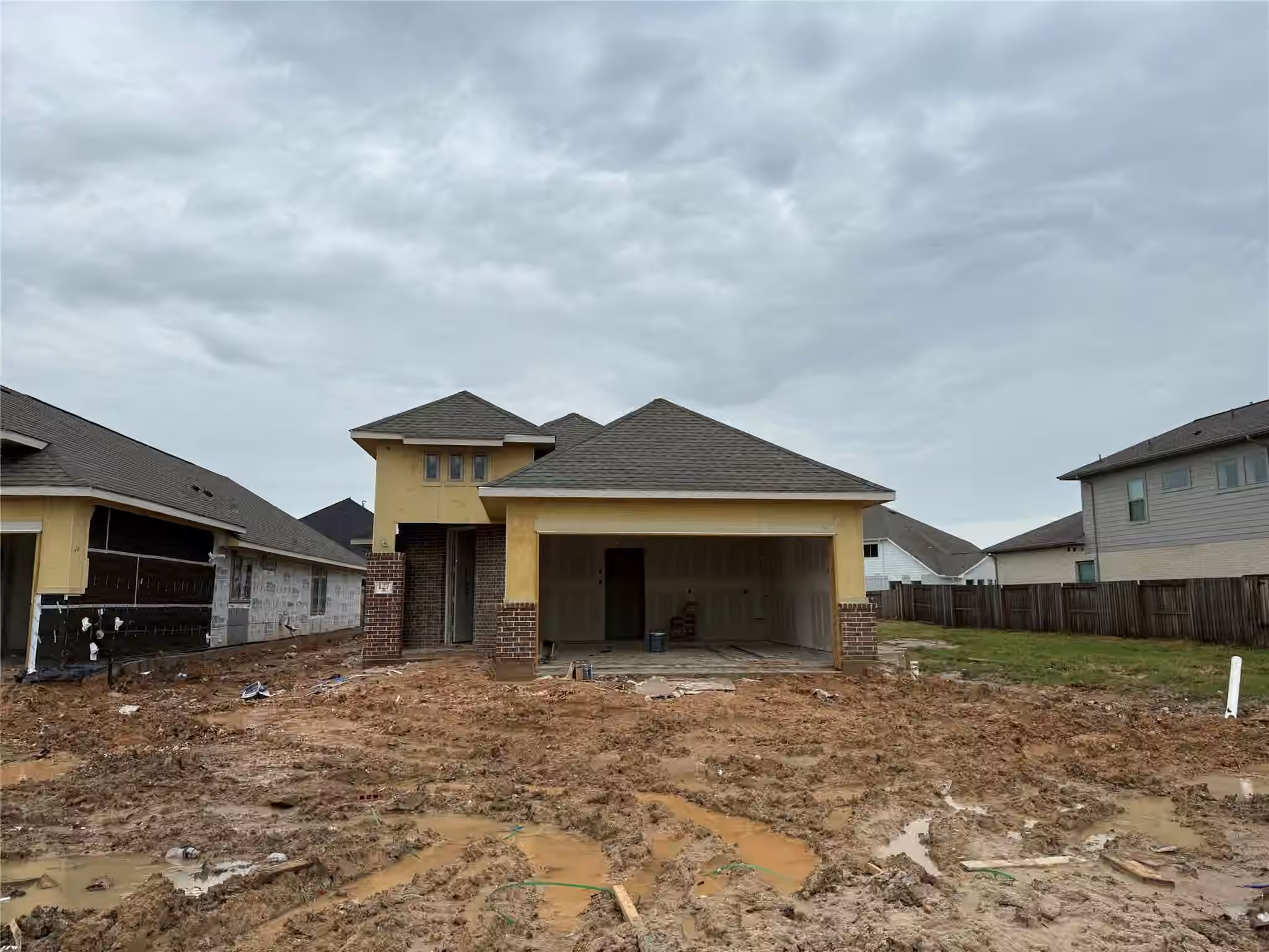 Photo 6 of 127 Mercury Sky Road, Richmond, TX