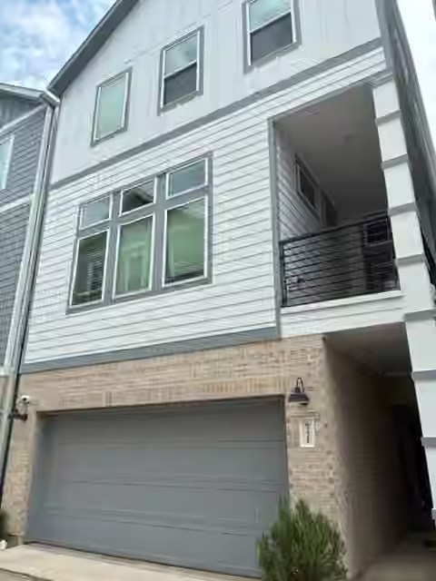 Photo 2 of 622 Janisch Road F, Houston, TX