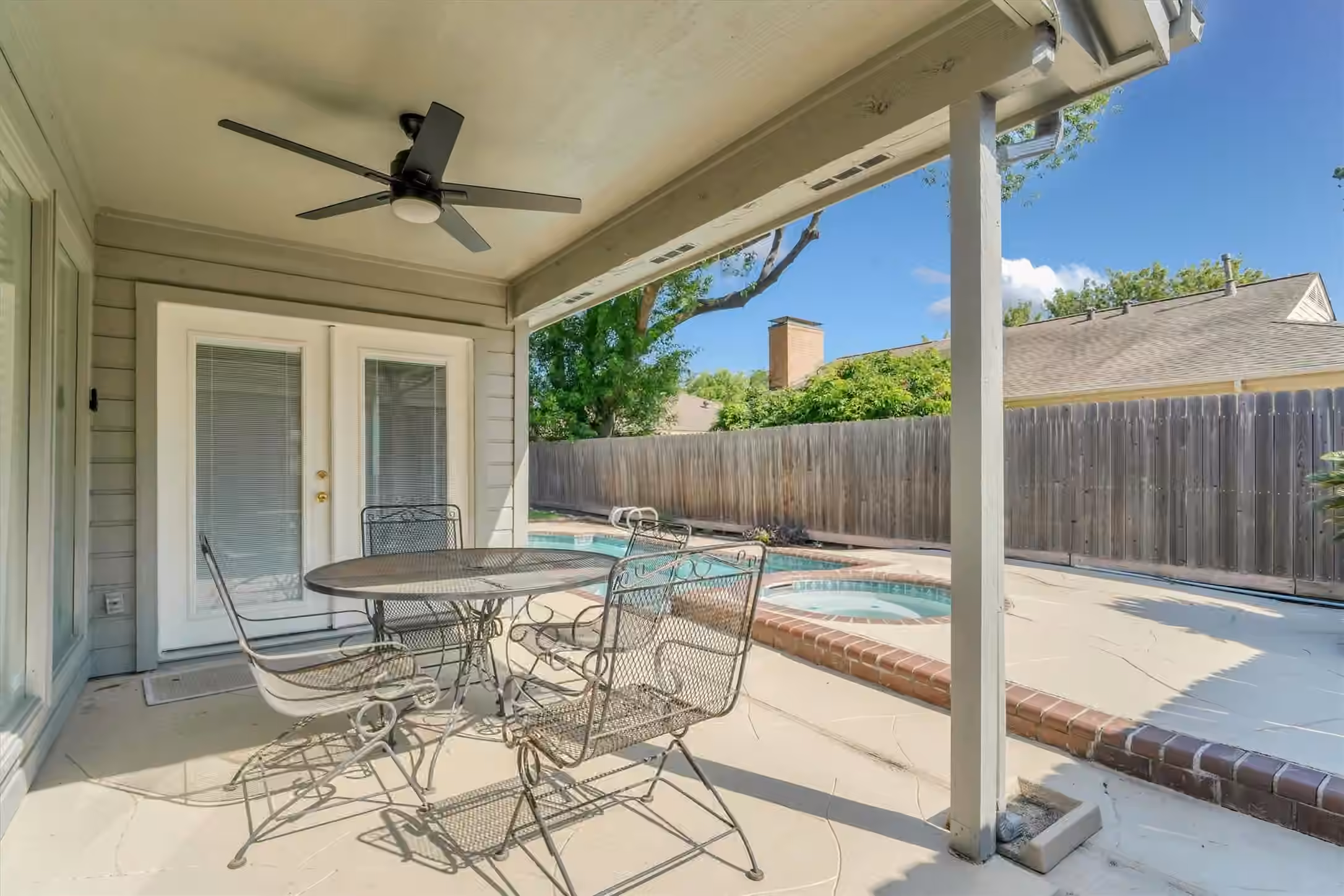 Photo 6 of 12206 Burgoyne Drive, Houston, TX