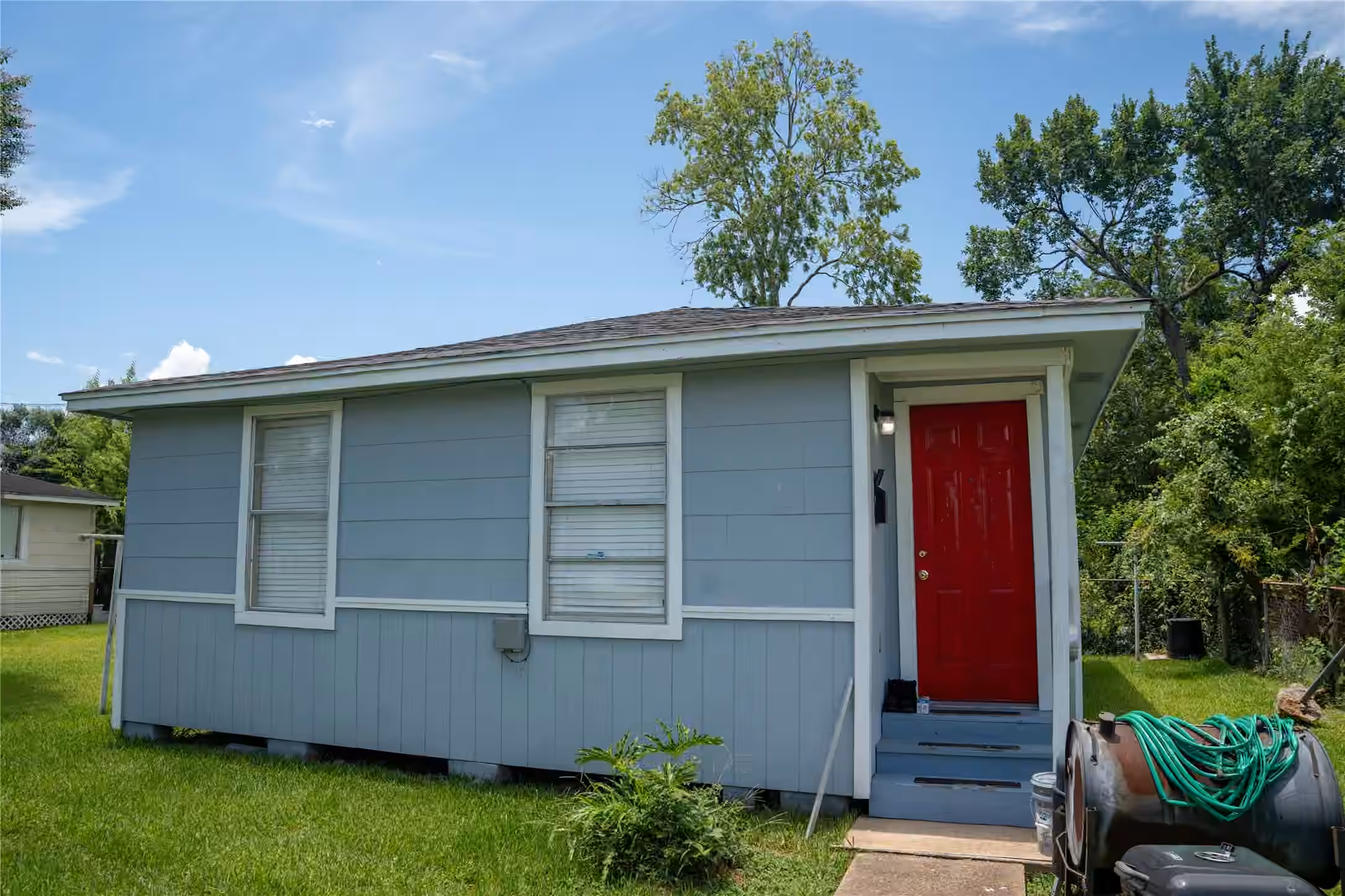 Photo 5 of 3923 Caplin Street, Houston, TX