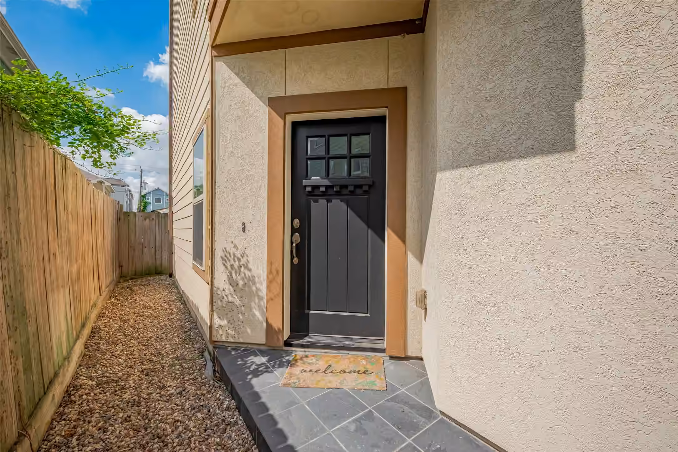 Photo 6 of 2604 Bevis Street E, Houston, TX