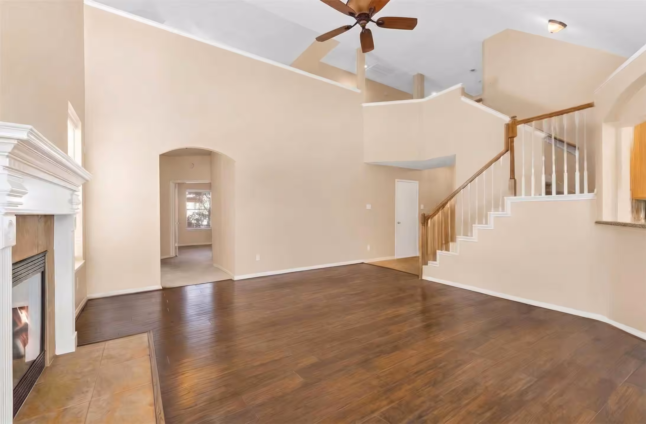 Photo 2 of 78 E Hobbit Glen Drive, Conroe, TX