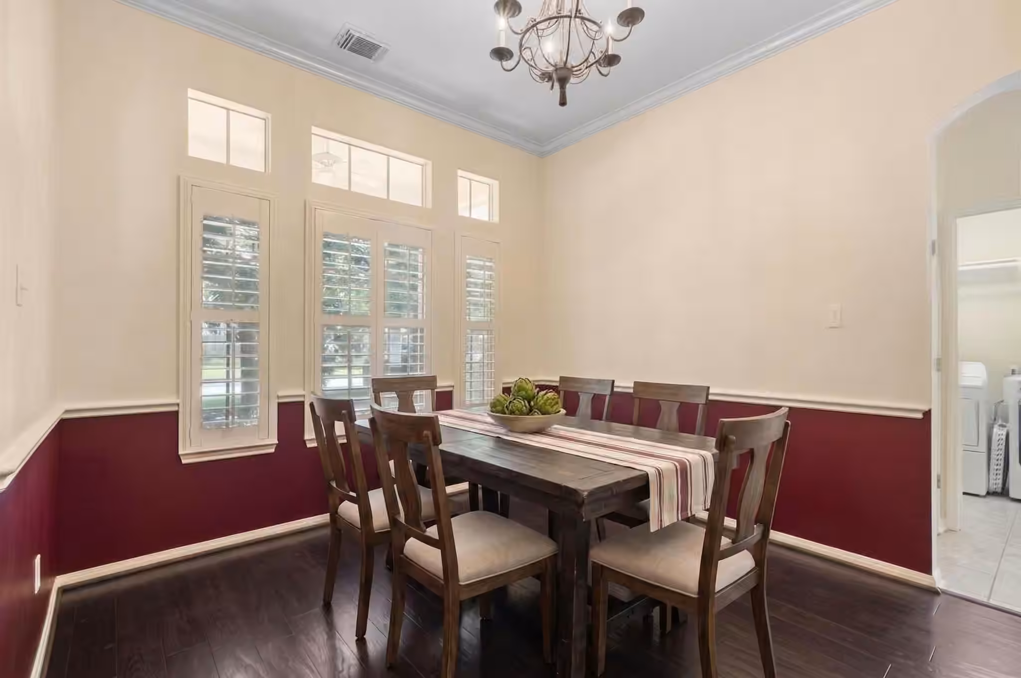 Photo 3 of 78 E Hobbit Glen Drive, Conroe, TX