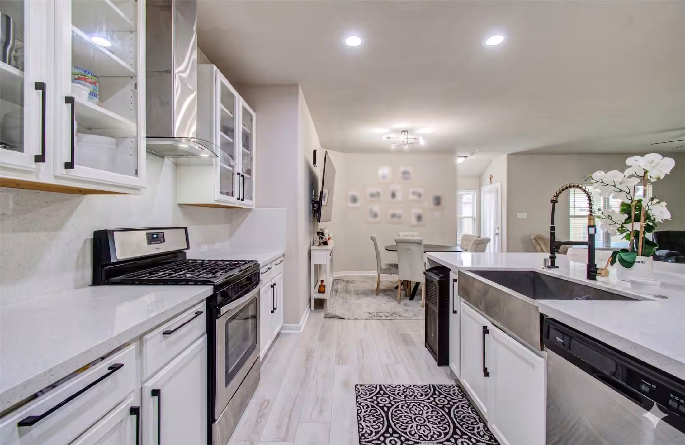Photo 6 of 15430 Royce Holly Drive, Humble, TX