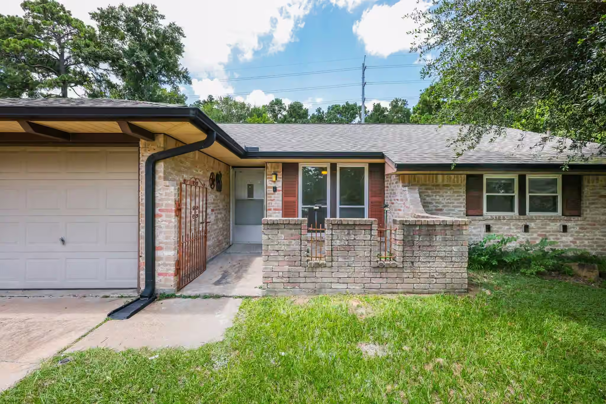 Photo 2 of 4823 Connorvale Road, Houston, TX