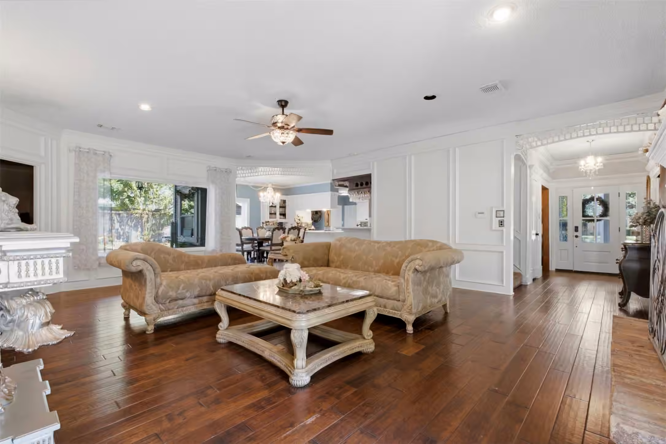 Photo 6 of 6802 Coral Ridge Road, Houston, TX