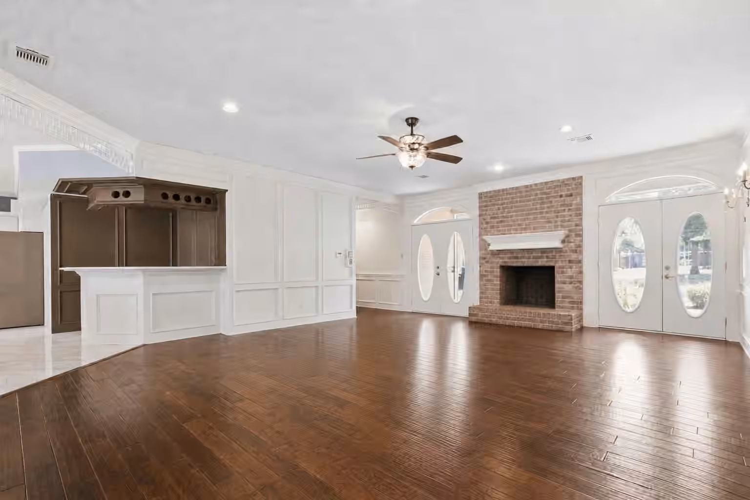 Photo 7 of 6802 Coral Ridge Road, Houston, TX
