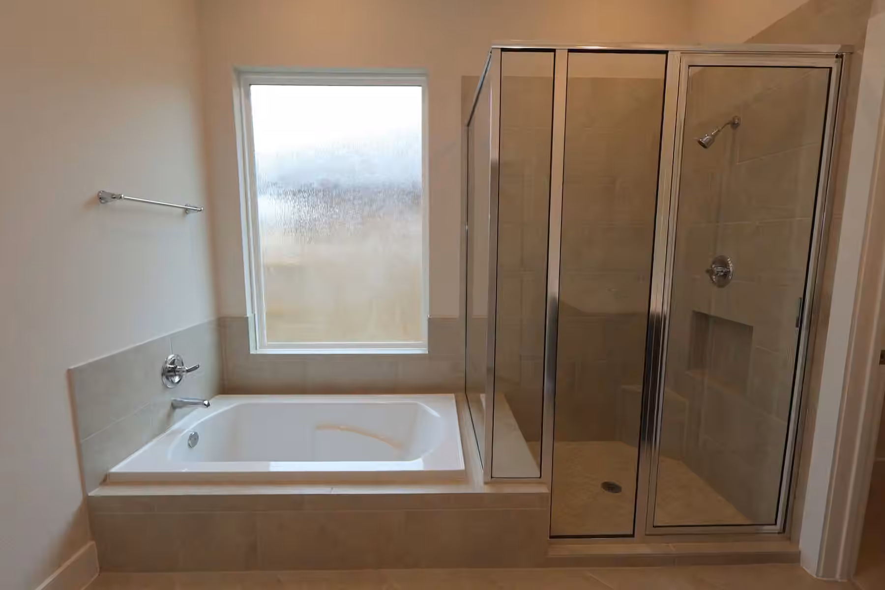 Photo 7 of 6921 Nubuck Drive, Montgomery, TX