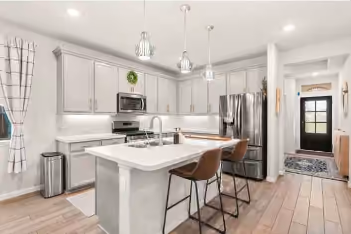 Photo 5 of 20003 Wild Horse Hollow Lane, Tomball, TX