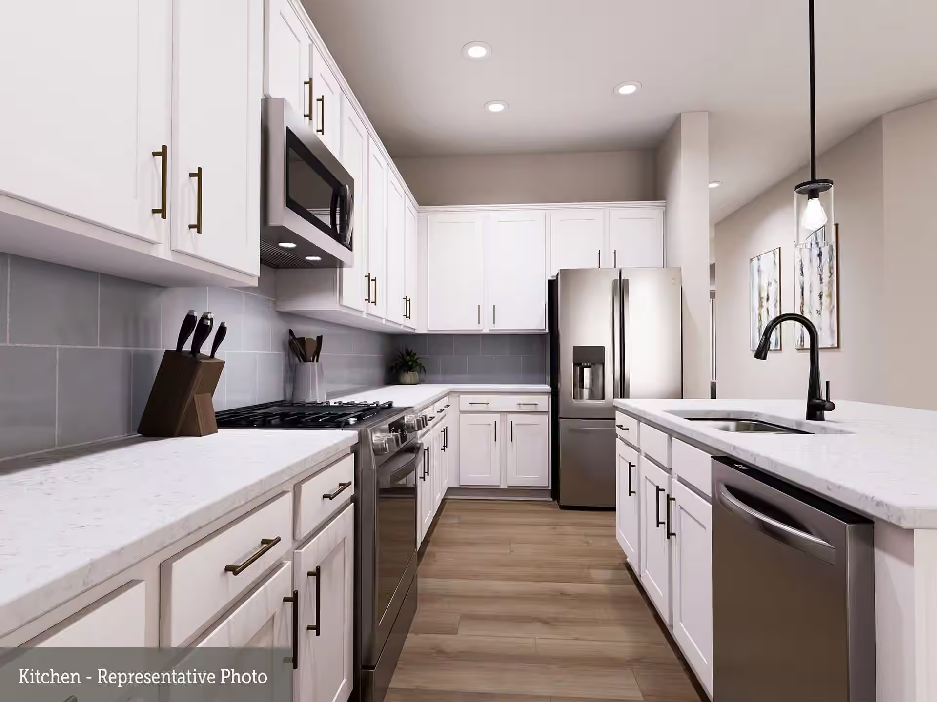 Photo 3 of 8911 Gray Fox Trail, Manvel, TX