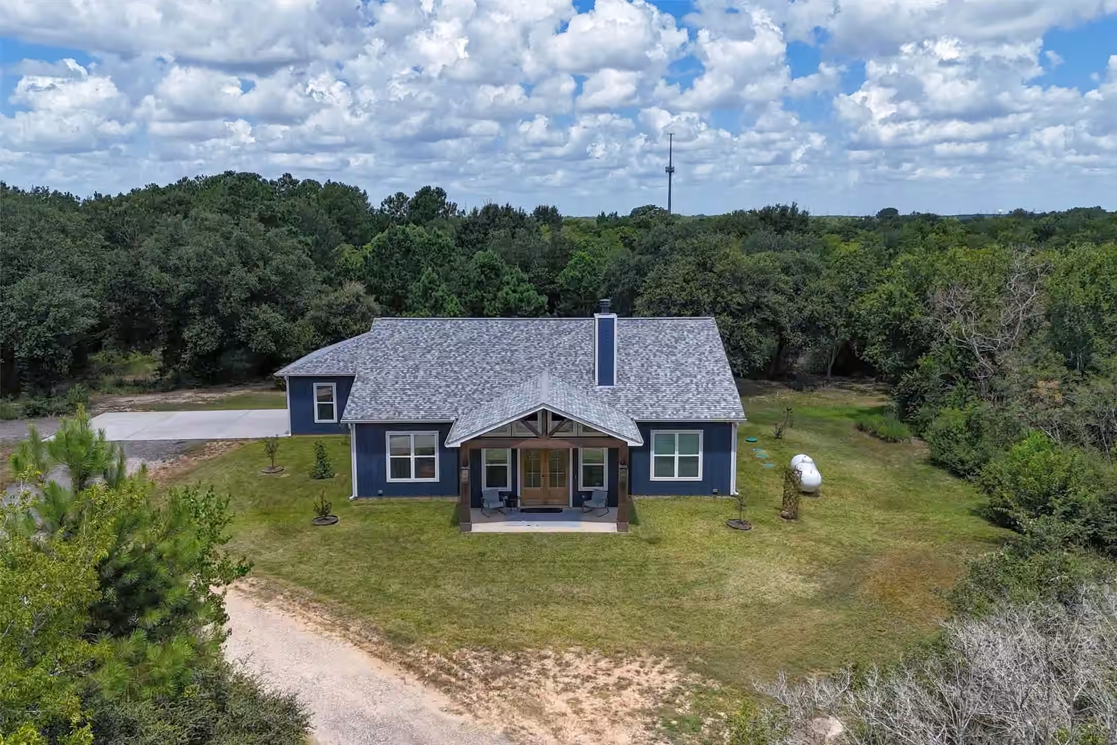 Photo 2 of 6115 San Leon Drive, Dickinson, TX