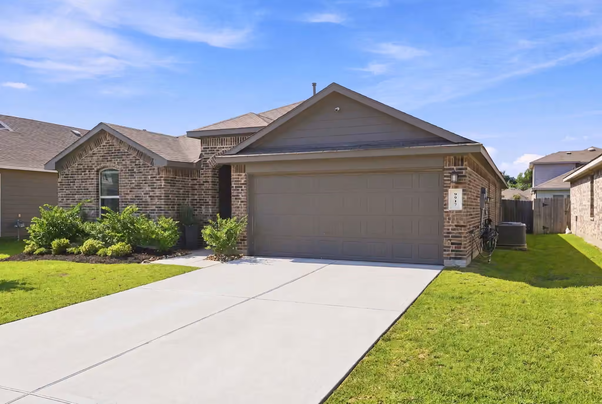 Photo 2 of 9917 Tammy Lane, Magnolia, TX