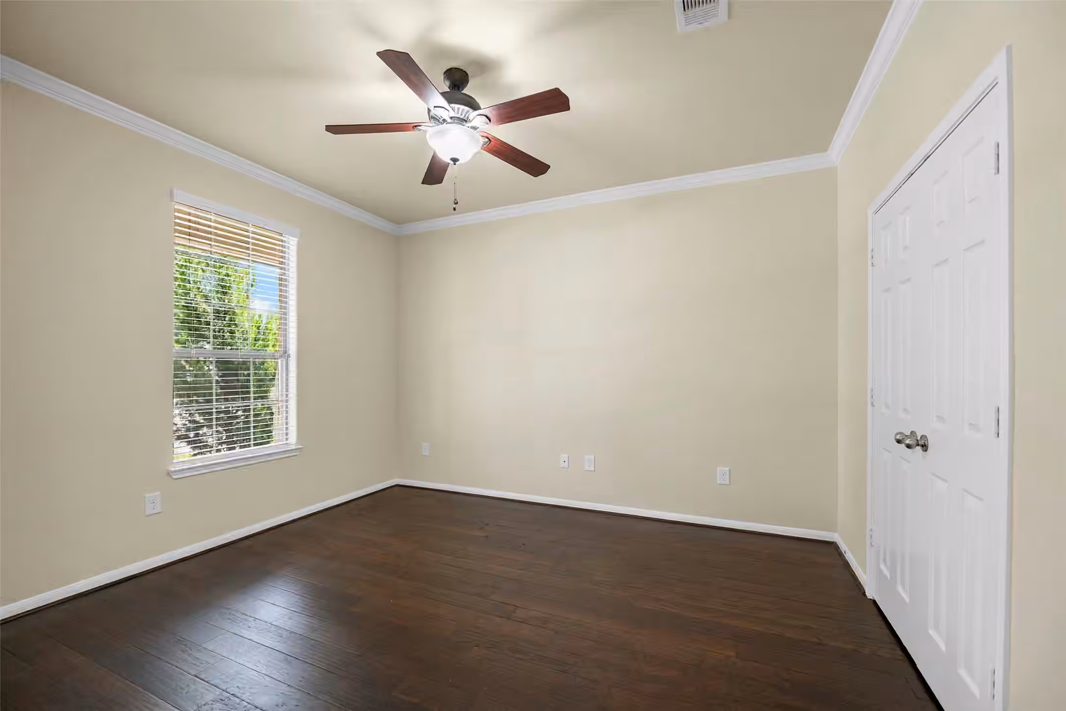 Photo 6 of 19803 Auburn Tree Drive, Cypress, TX