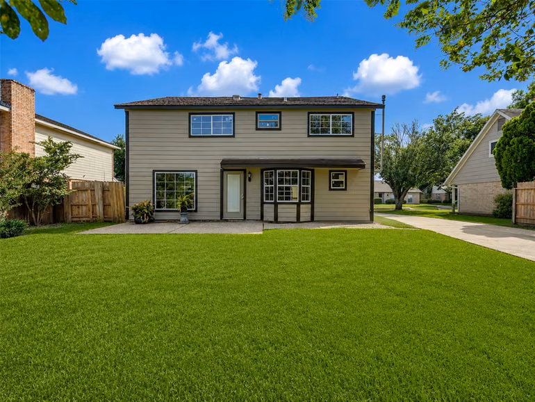 Photo 6 of 10819 Sagetrail Drive, Houston, TX