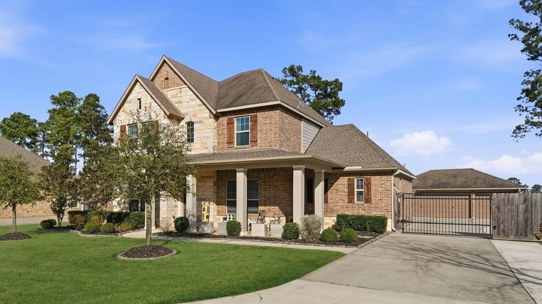 Photo 3 of 40664 Damuth Drive, Magnolia, TX