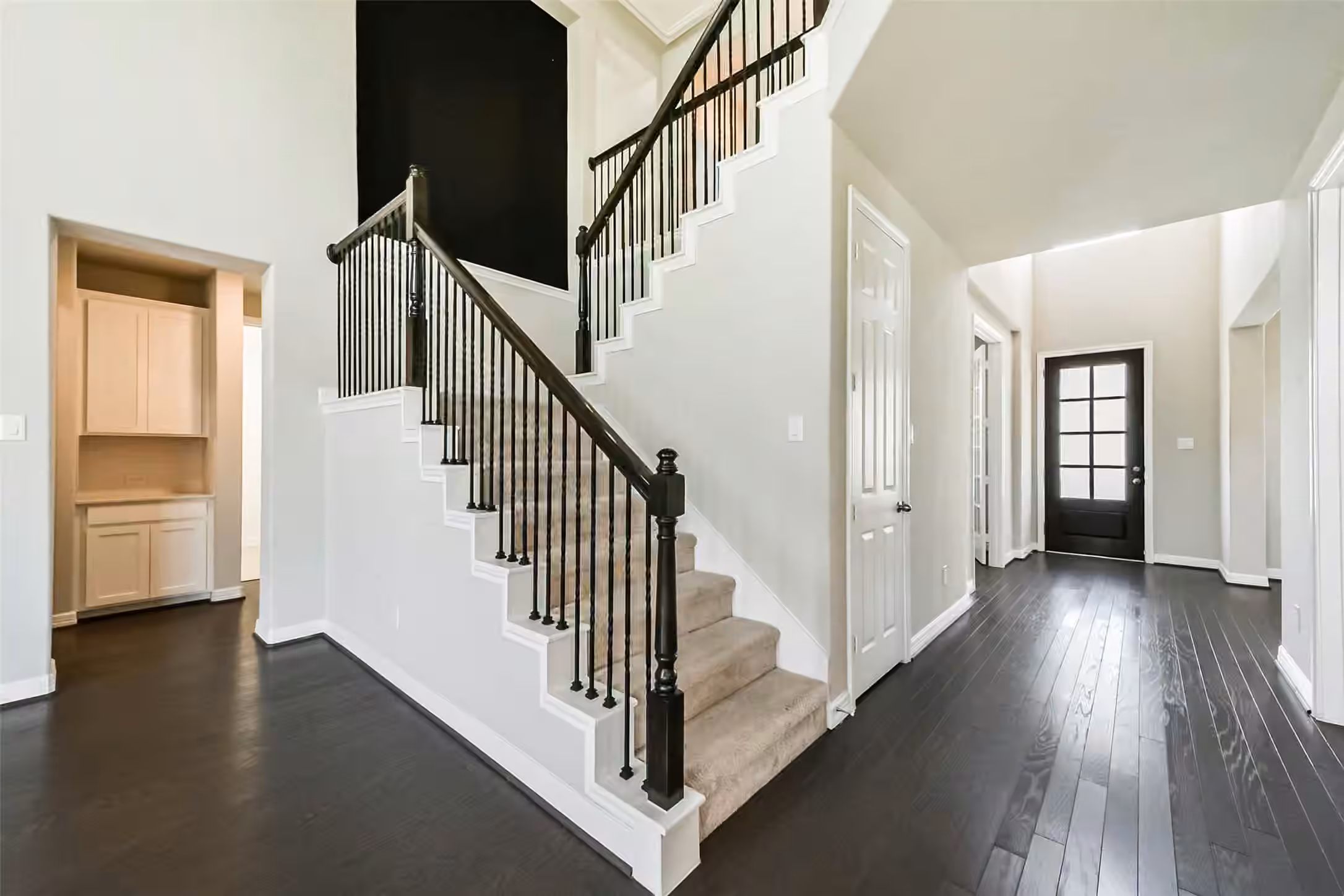Photo 5 of 12615 Jetty Ridge Drive, La Marque, TX