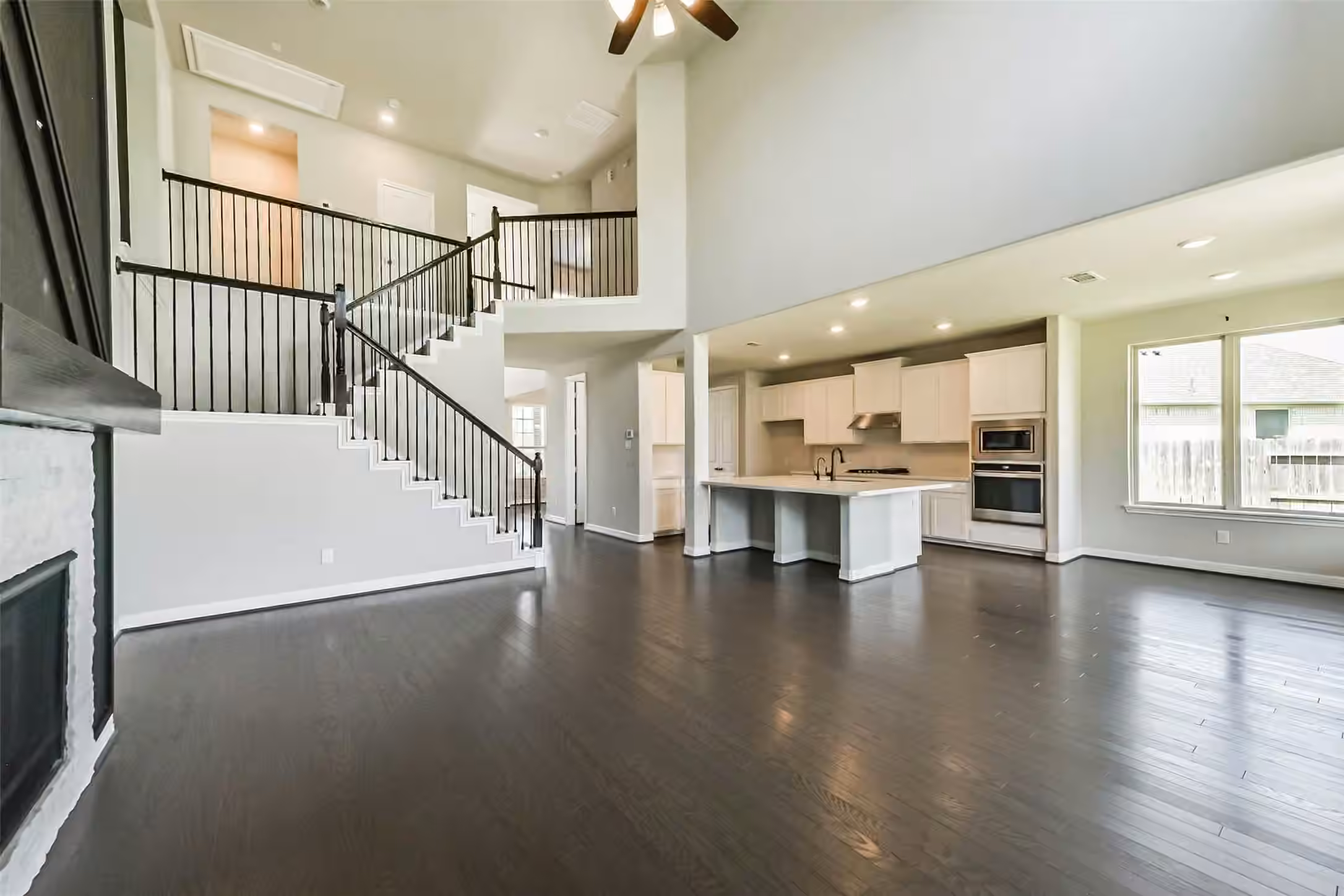 Photo 7 of 12615 Jetty Ridge Drive, La Marque, TX