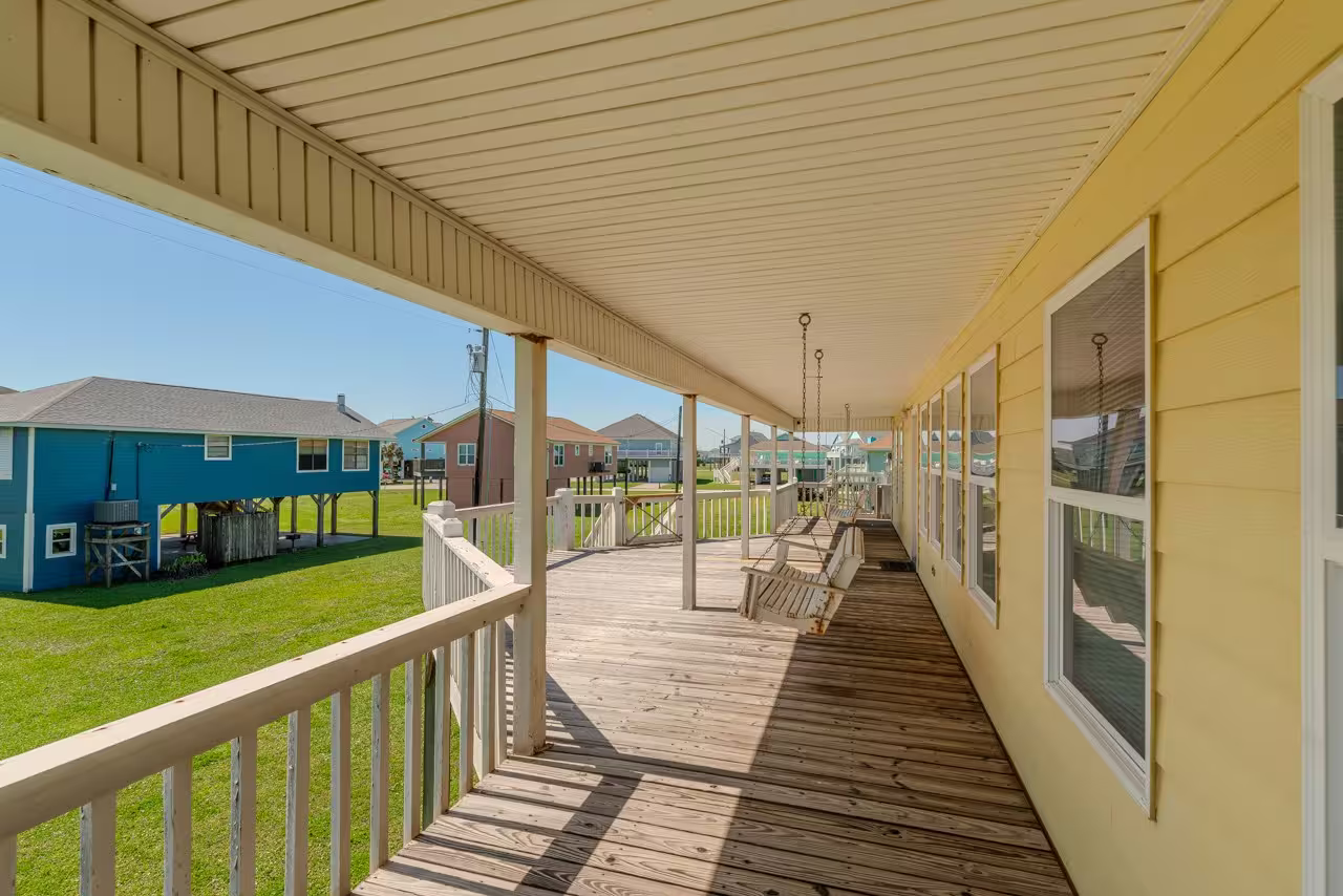Photo 6 of 3520 Hannas Reef, Crystal Beach, TX