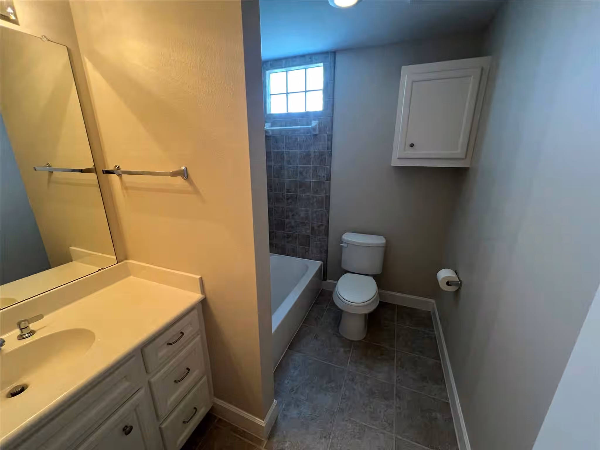 Photo 7 of 2710 Hullsmith Drive 404, Houston, TX