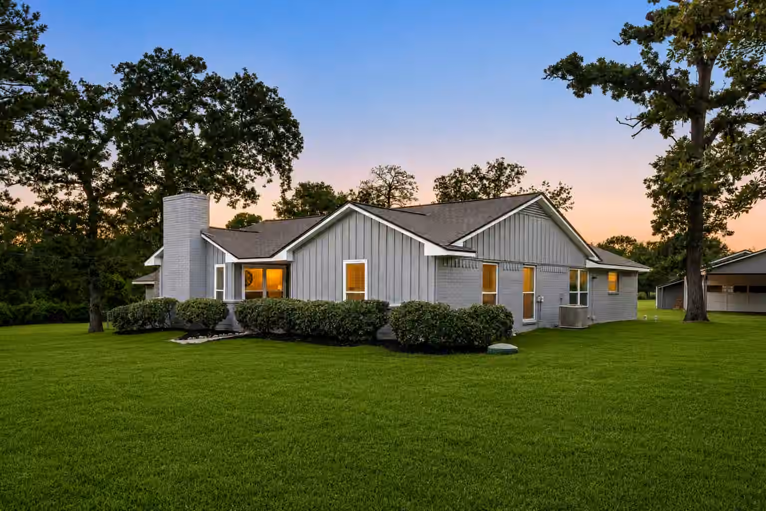 Photo of 409 Sikes Road, Bellville, TX