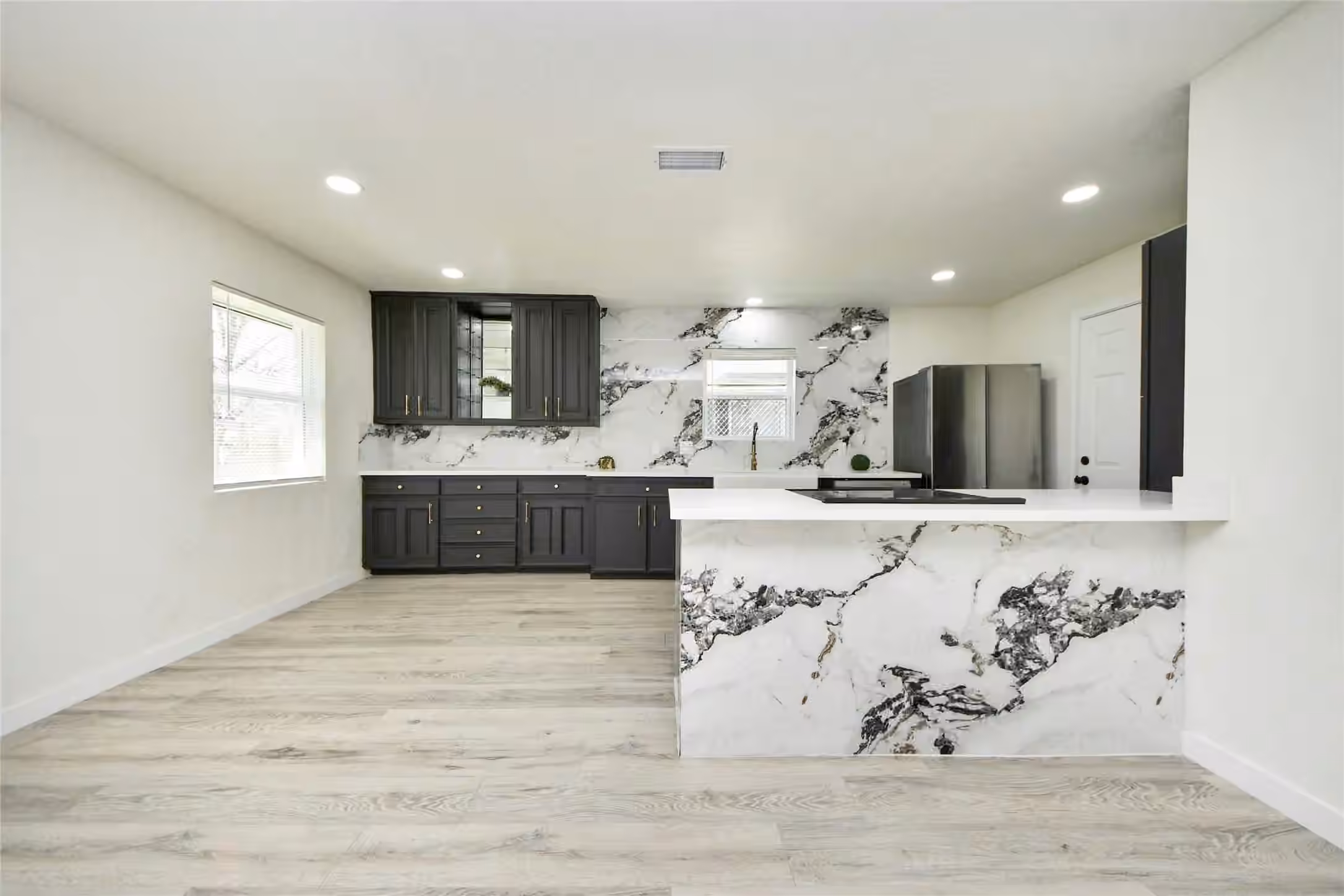 Photo of 5442 Airport Boulevard, Houston, TX 77048