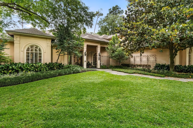 Photo 5 of 6 Mott Lane, Houston, TX