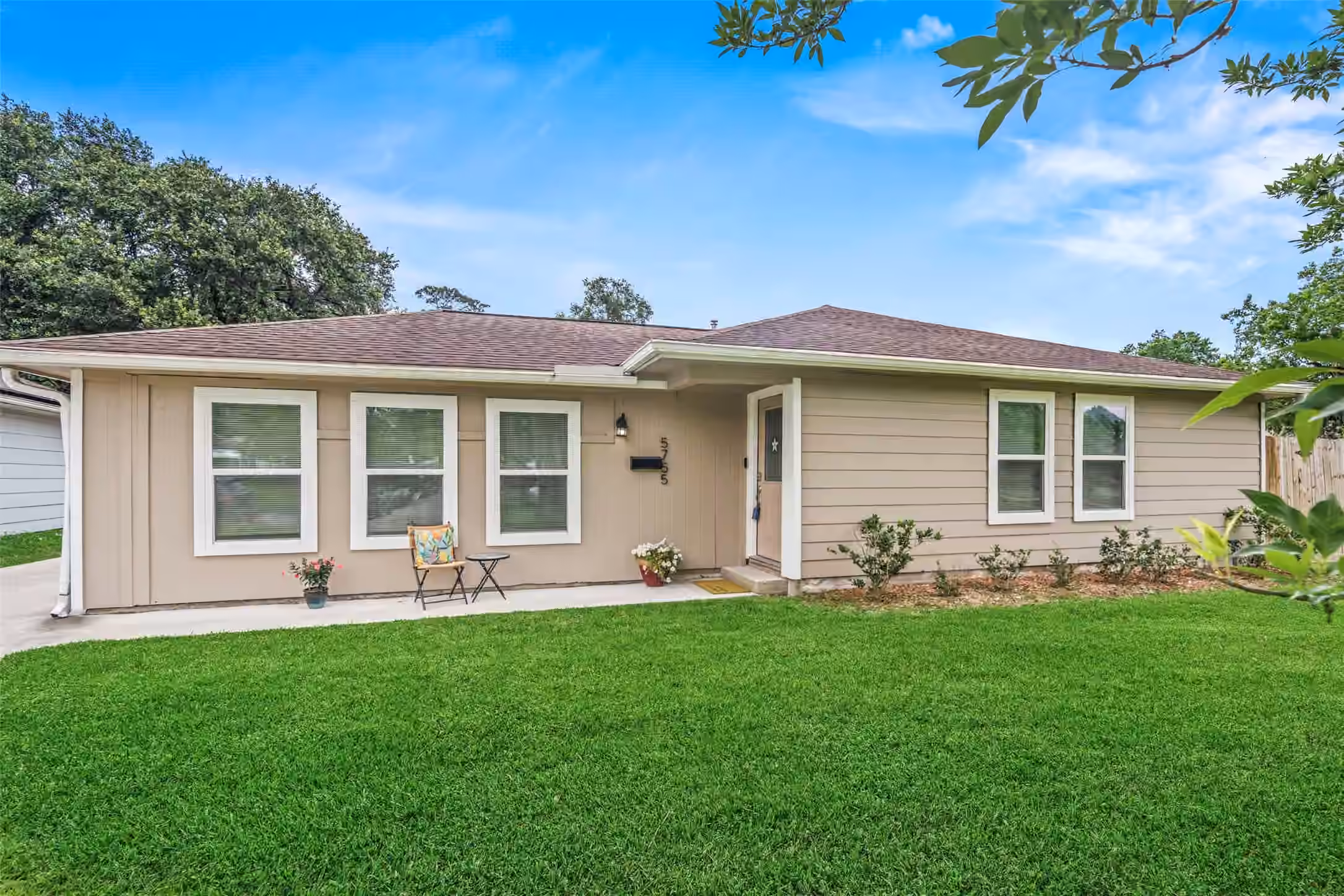 Photo of 5755 Belvedere Street, Houston, TX