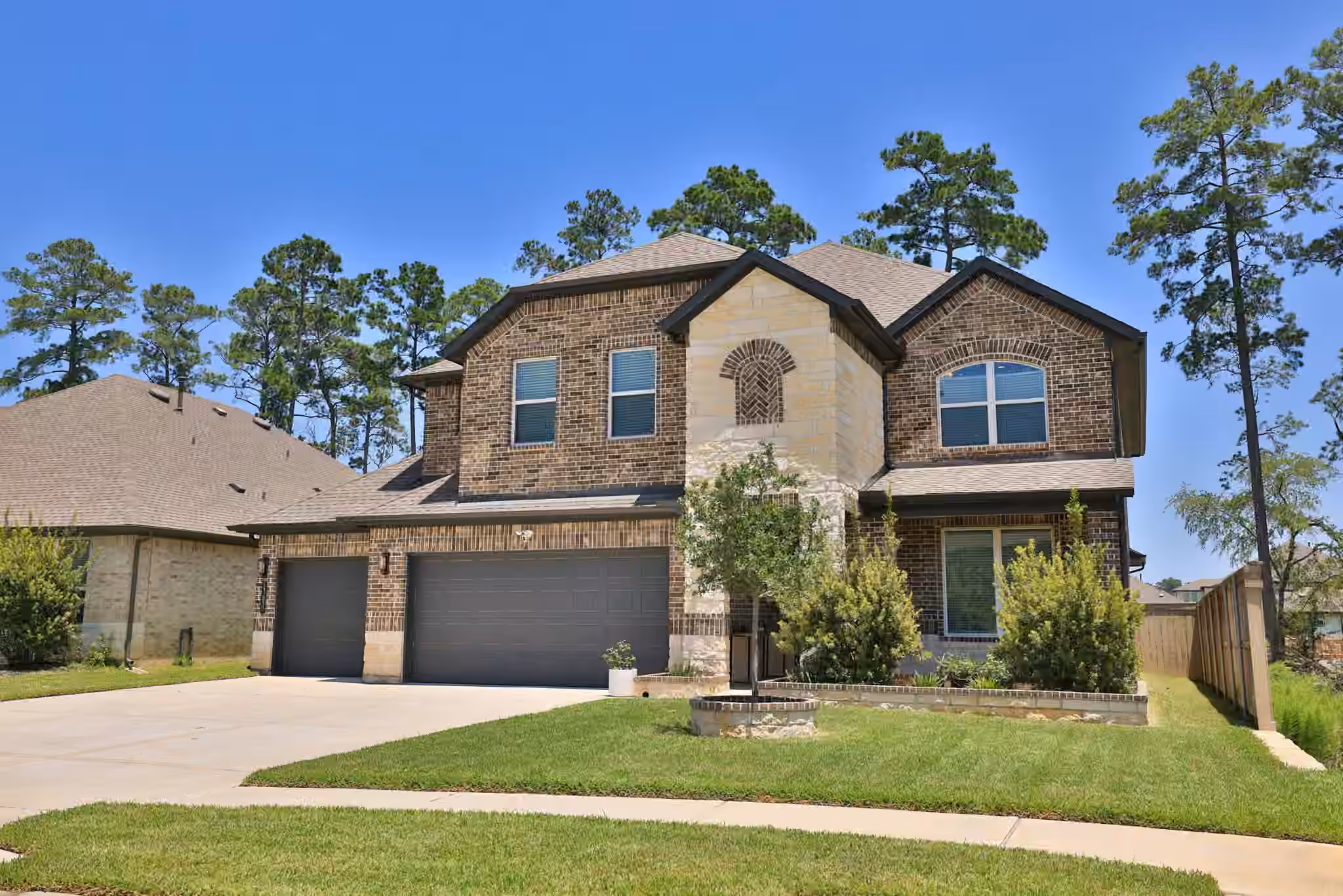 Photo 5 of 13650 Balanced Rock Drive, Conroe, TX