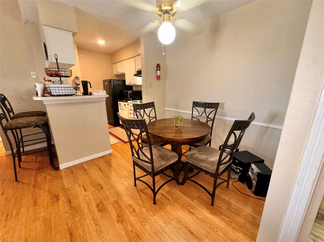 Photo 6 of 10101 S Gessner Road 213, Houston, TX
