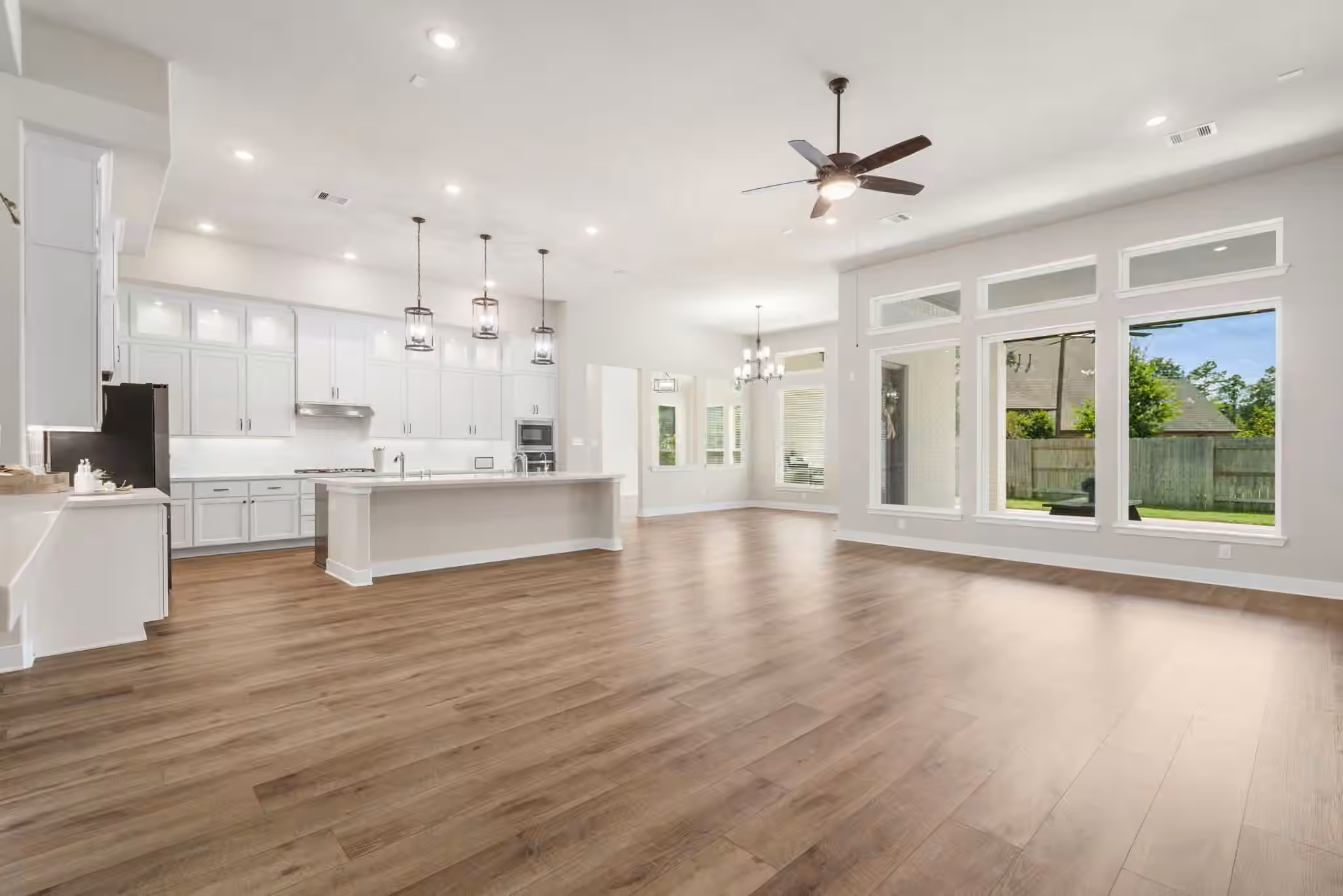 Photo 6 of 17374 Camillia Trail, Conroe, TX