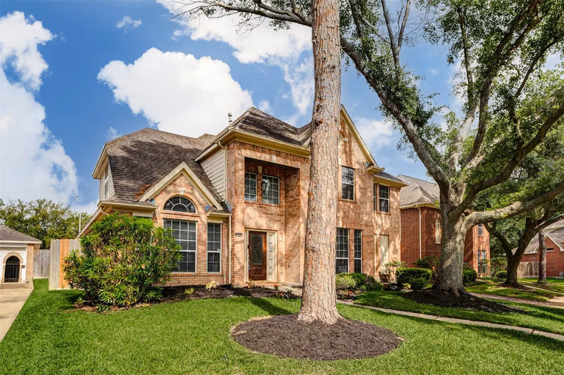 Photo 3 of 1606 Barrington Hills Lane, Katy, TX
