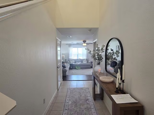Photo 3 of 2402 Sunstone Place Drive, Rosharon, TX