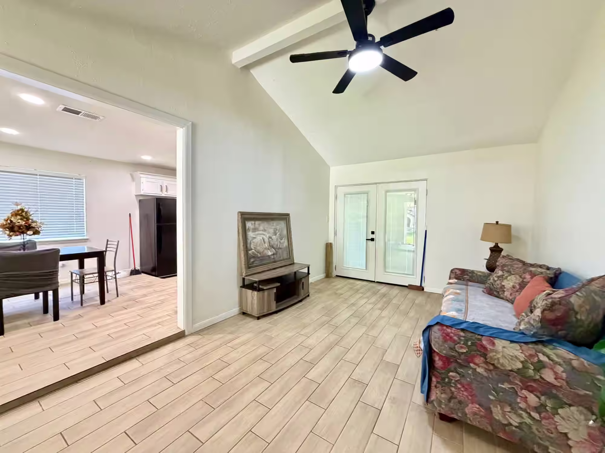 Photo 4 of 23107 Banquo Drive, Spring, TX
