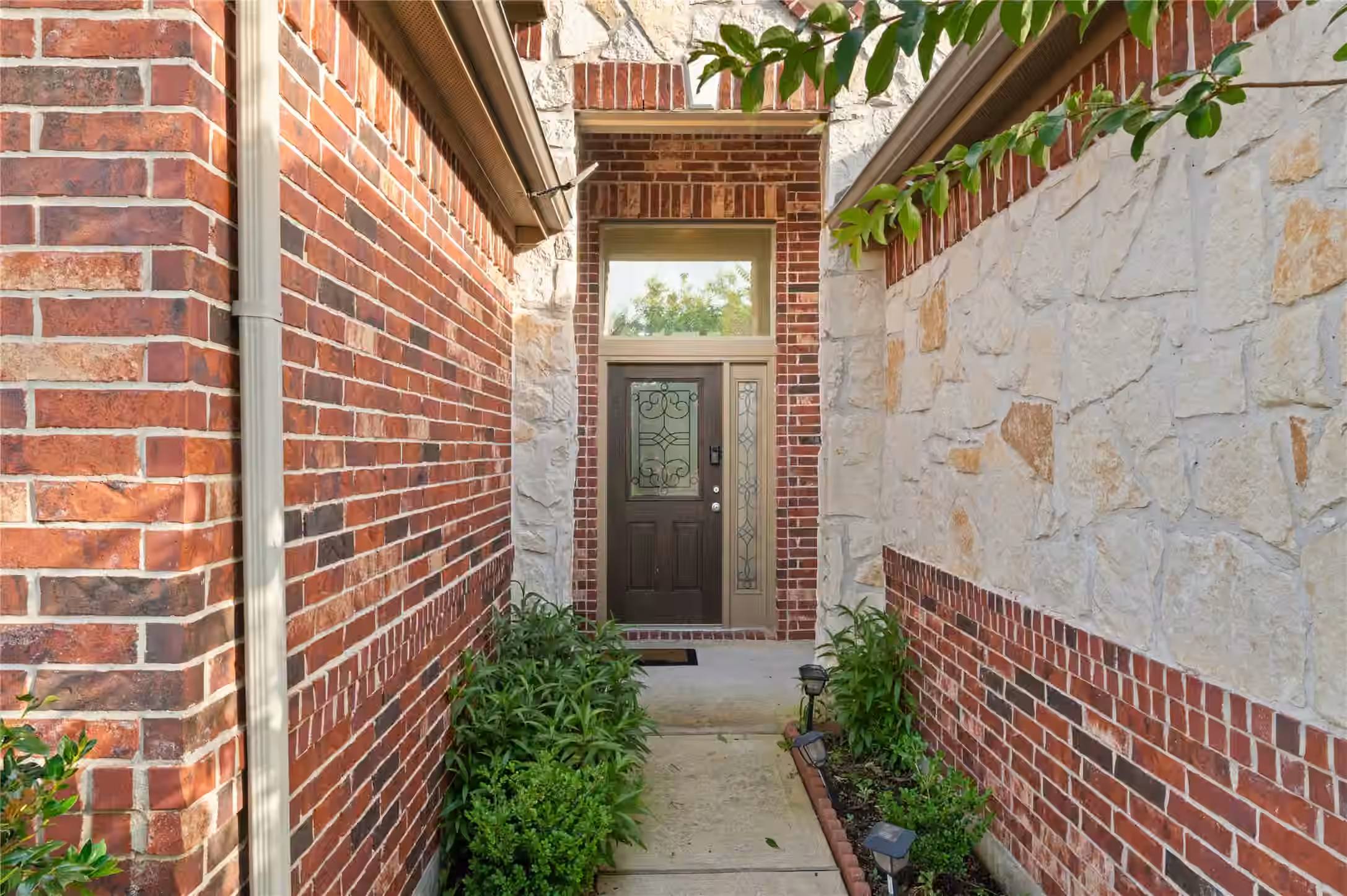 Photo 3 of 15215 Sunlight Bay Court, Cypress, TX