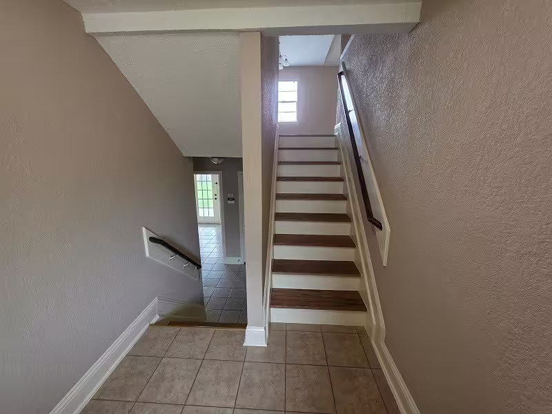 Photo 4 of 935 Grand Junction Drive, Katy, TX
