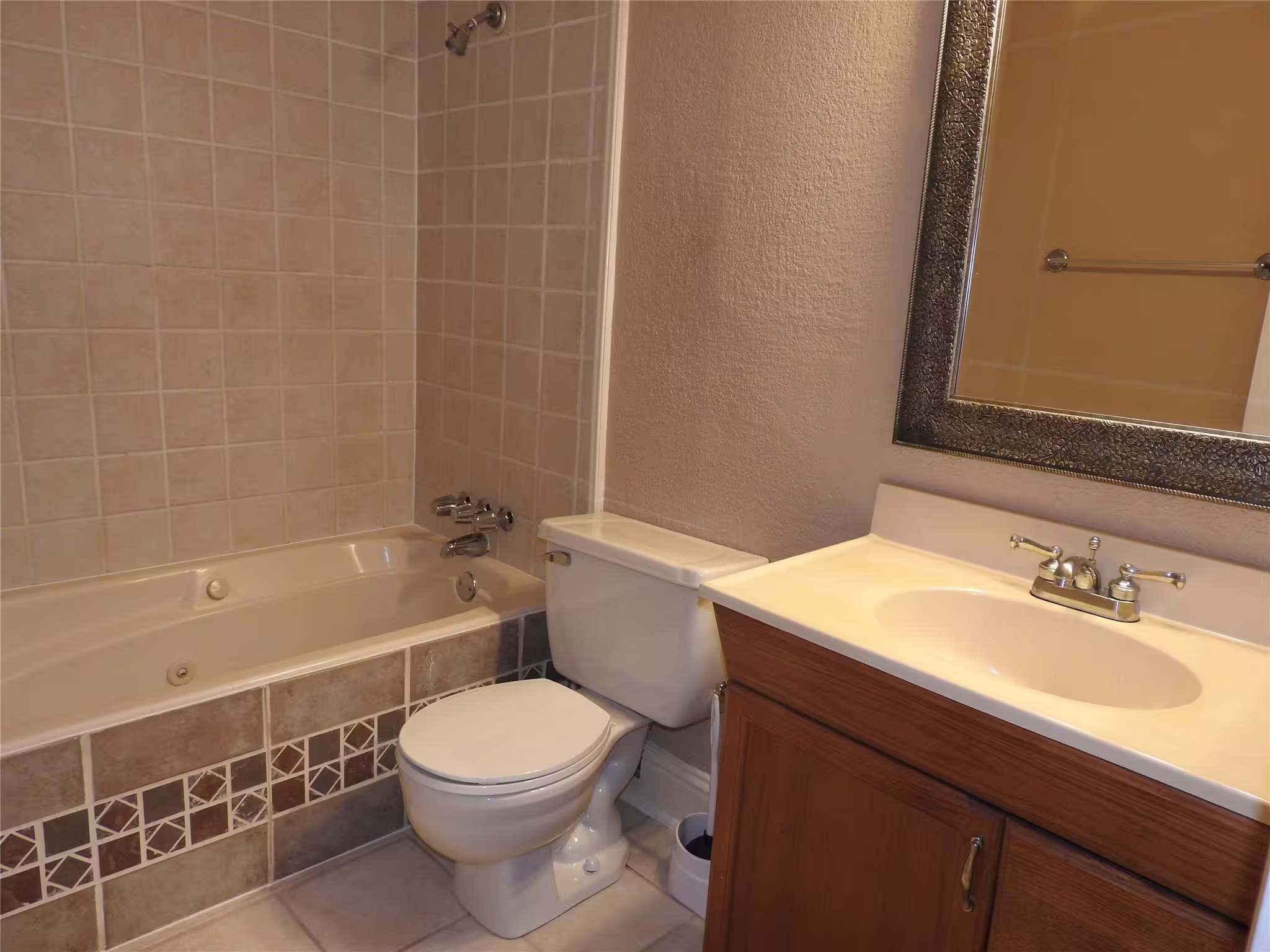 Photo 7 of 935 Grand Junction Drive, Katy, TX