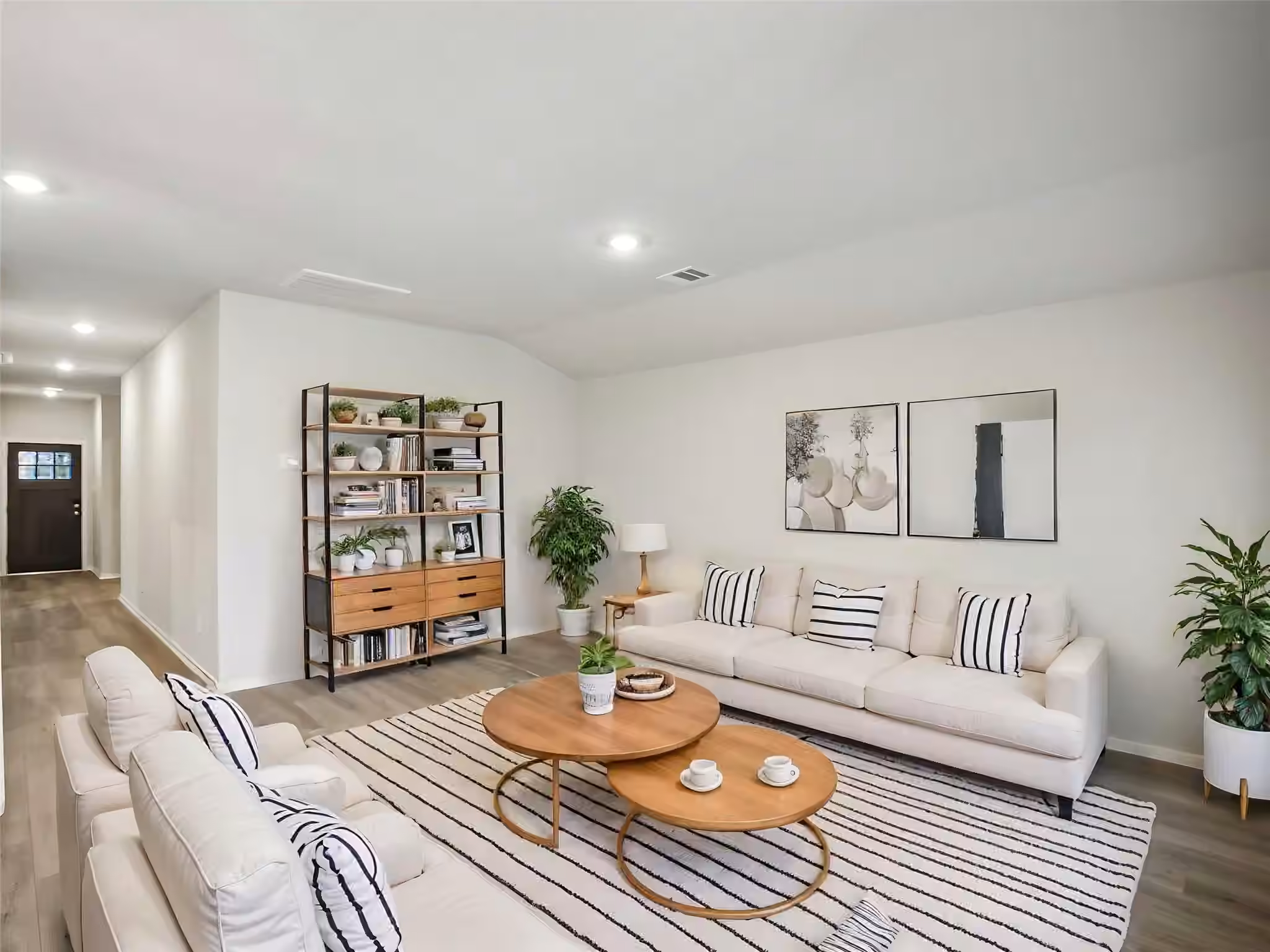 Photo 6 of 5232 Redbud Valley Drive, Pearland, TX