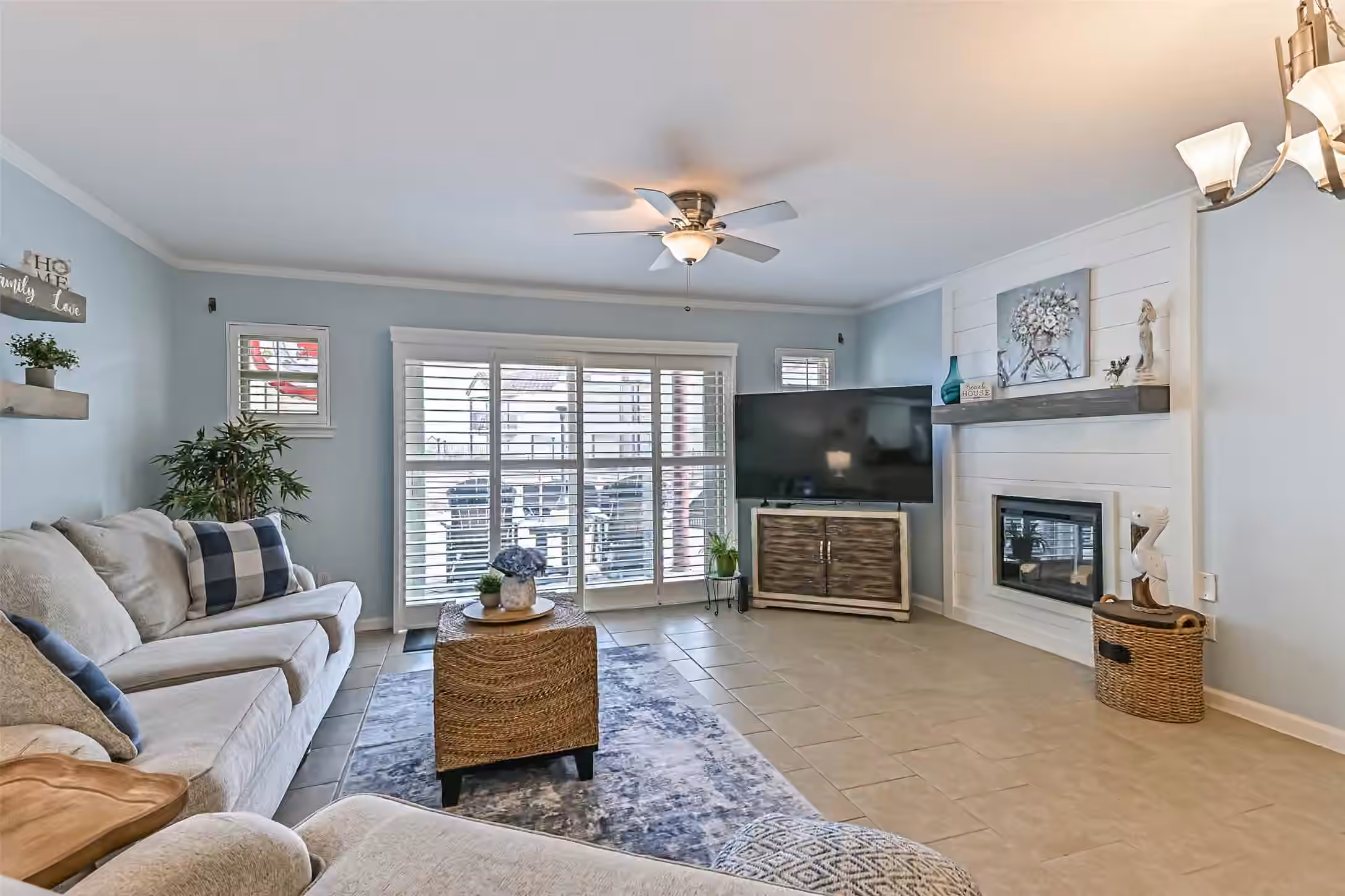 Photo 2 of 7312 Seawall Boulevard 119, Galveston, TX